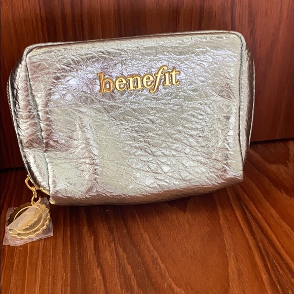 New benefit cosmetic case mint silvery color